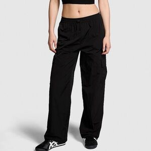 PINK Victoria’s Secret Parachute Cargo Pants size Small in Black